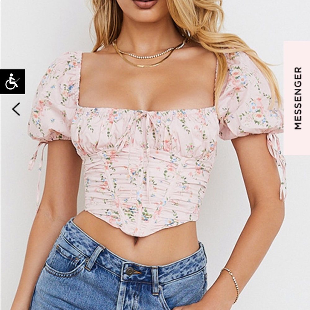 NWT GRACIE PUFF SLEEVE TOP HOUSE OF CB